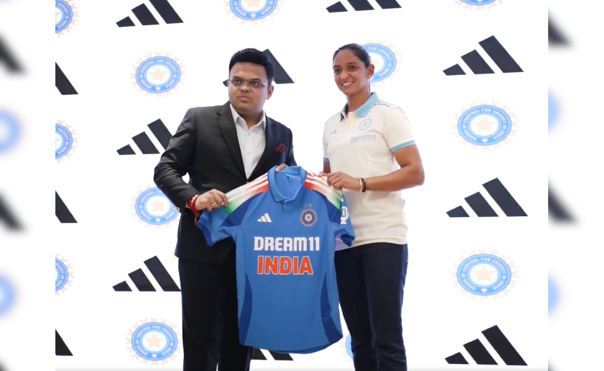 View: Harmanpreet Kaur Unveils Indian Cricket Team’s New ODI Jersey