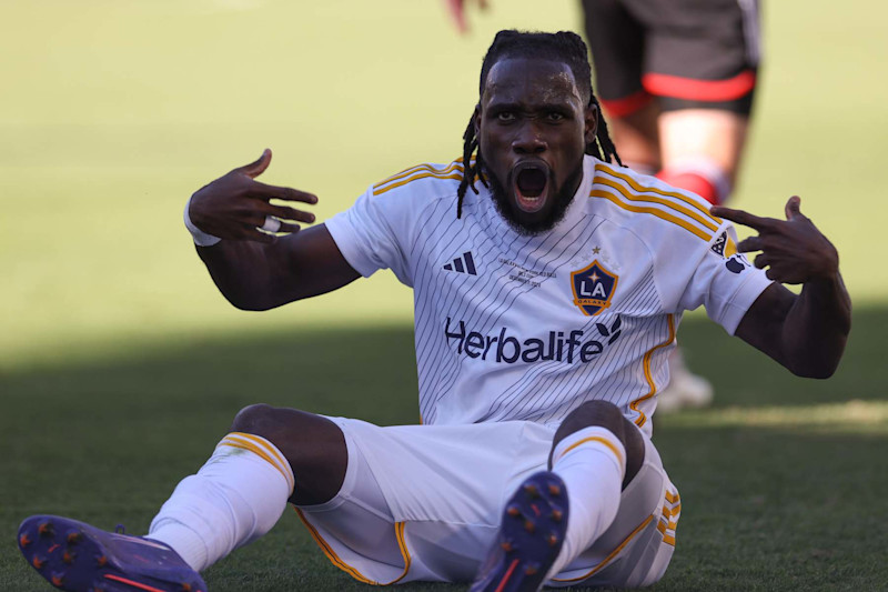 LA Galaxy see off New York Red Bulls for record-extending 6th MLS Cup title