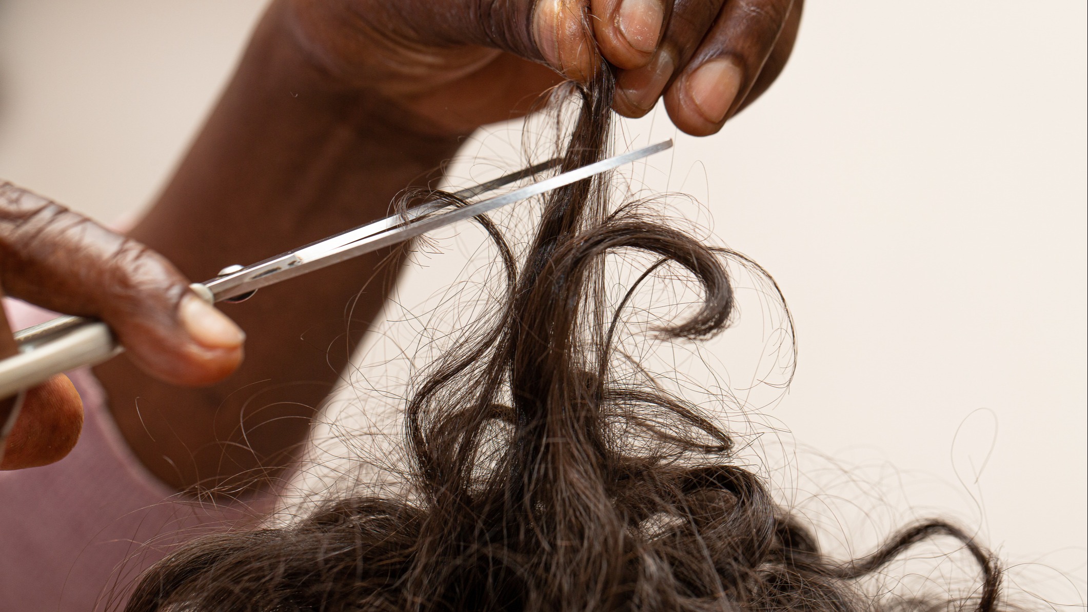 12 Hairdresser Stories With Curious Twist That Are Hard to Believe