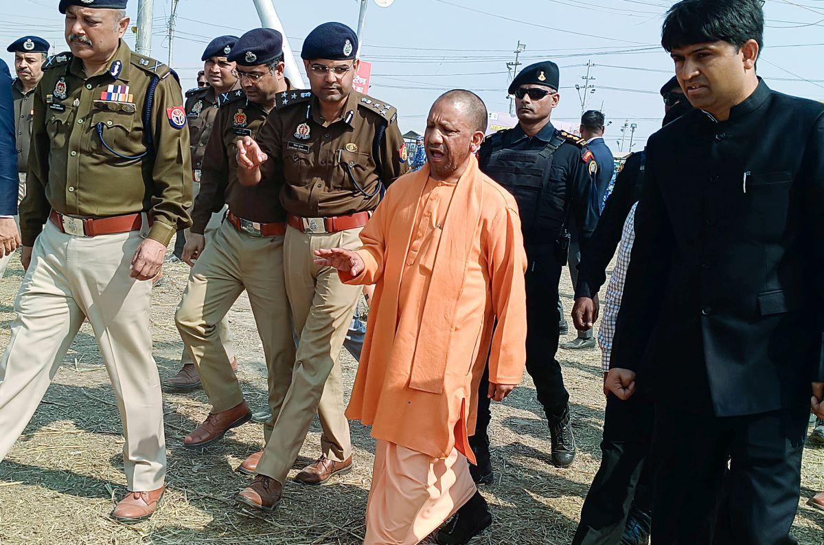 Maha Kumbh: Adityanath praises PM Modi, hails collective efforts made for smooth conduct of Mela