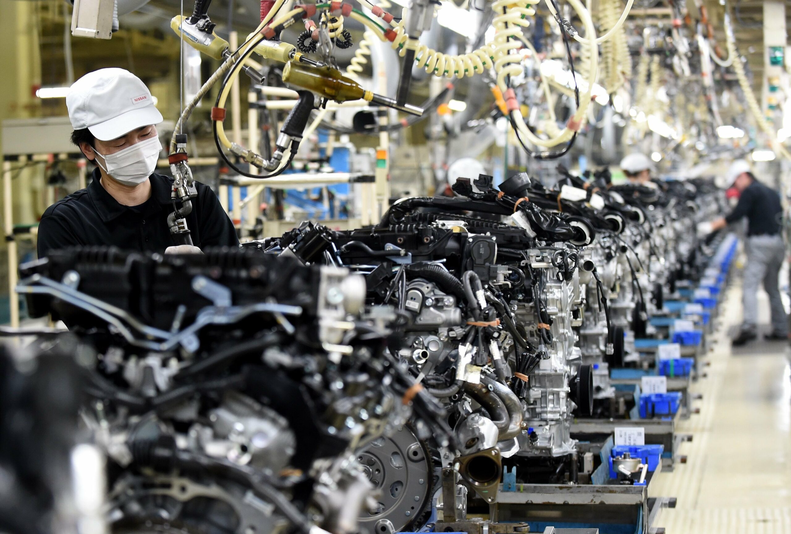 US economy slows dramatically in first quarter amid Trump’s sweeping tariffs