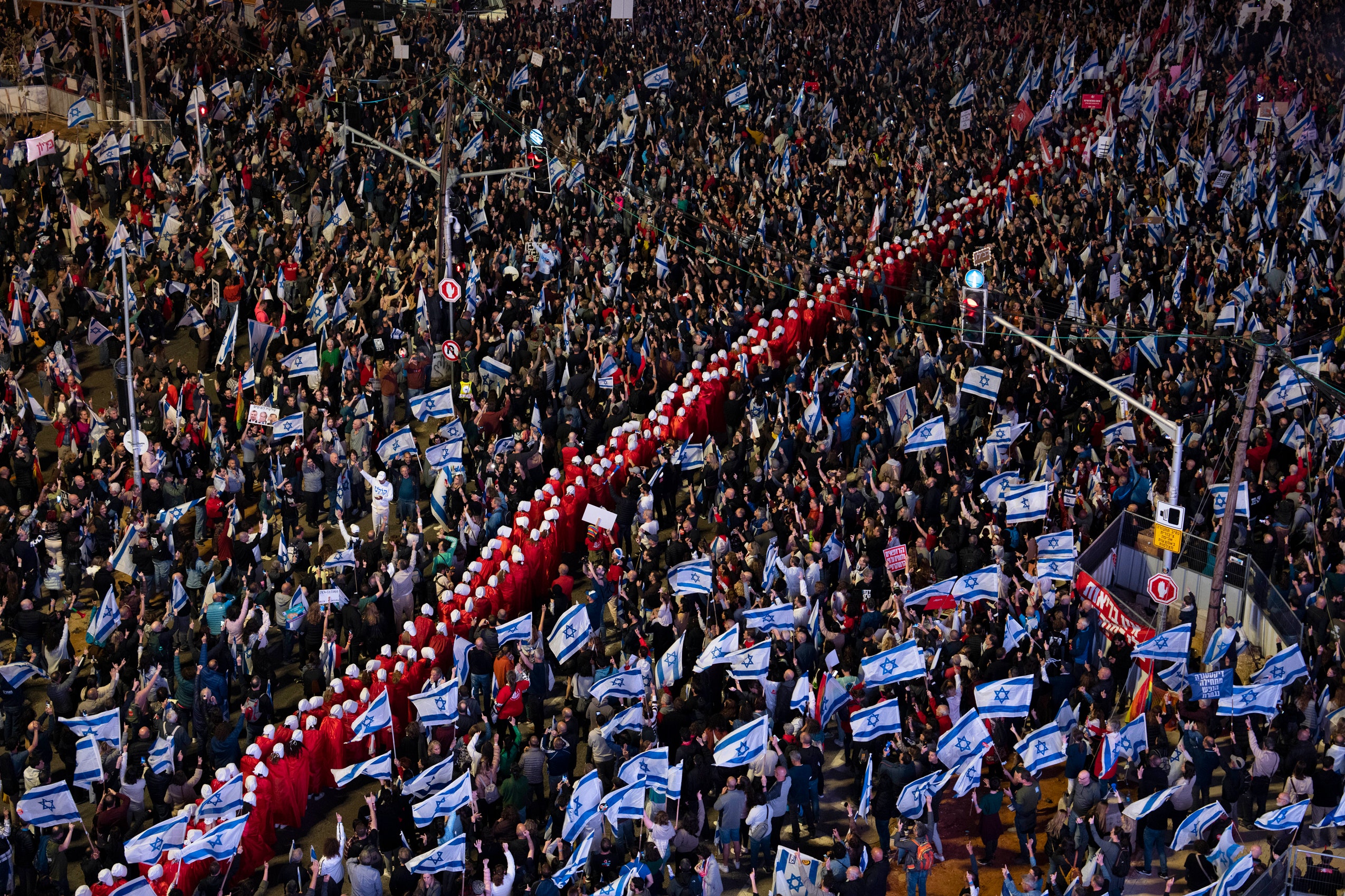 Israelis protest for captives, against Netanyahu’s Gaza war expansion