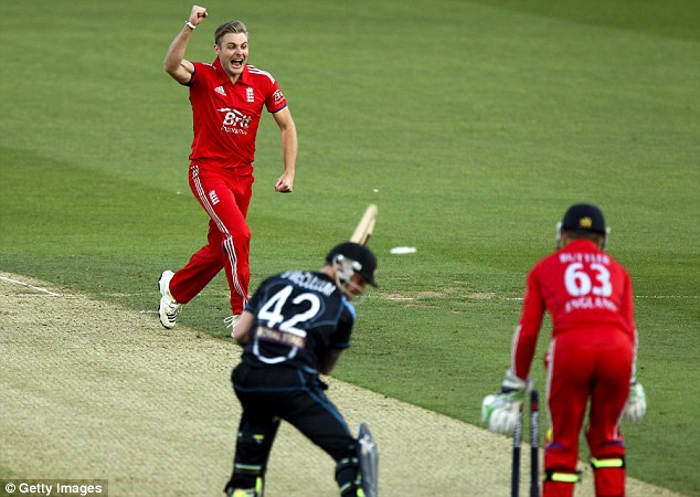 Howzat! Mark Latham, Big Tobacco and his love of a cricket freebie