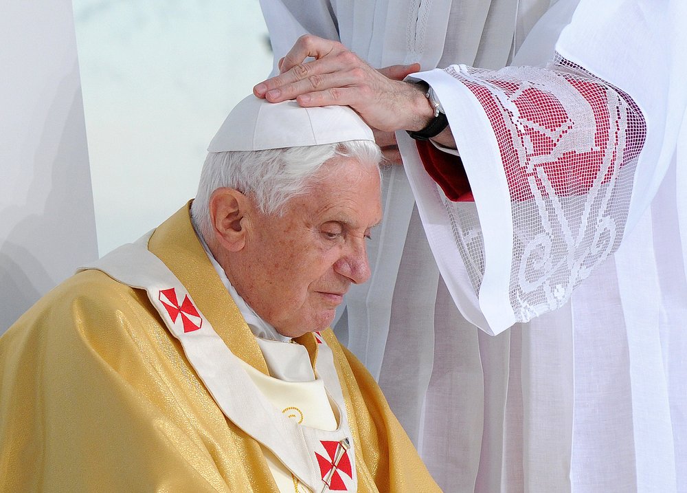 Who is Pope Leo XIV, the first US pontiff?