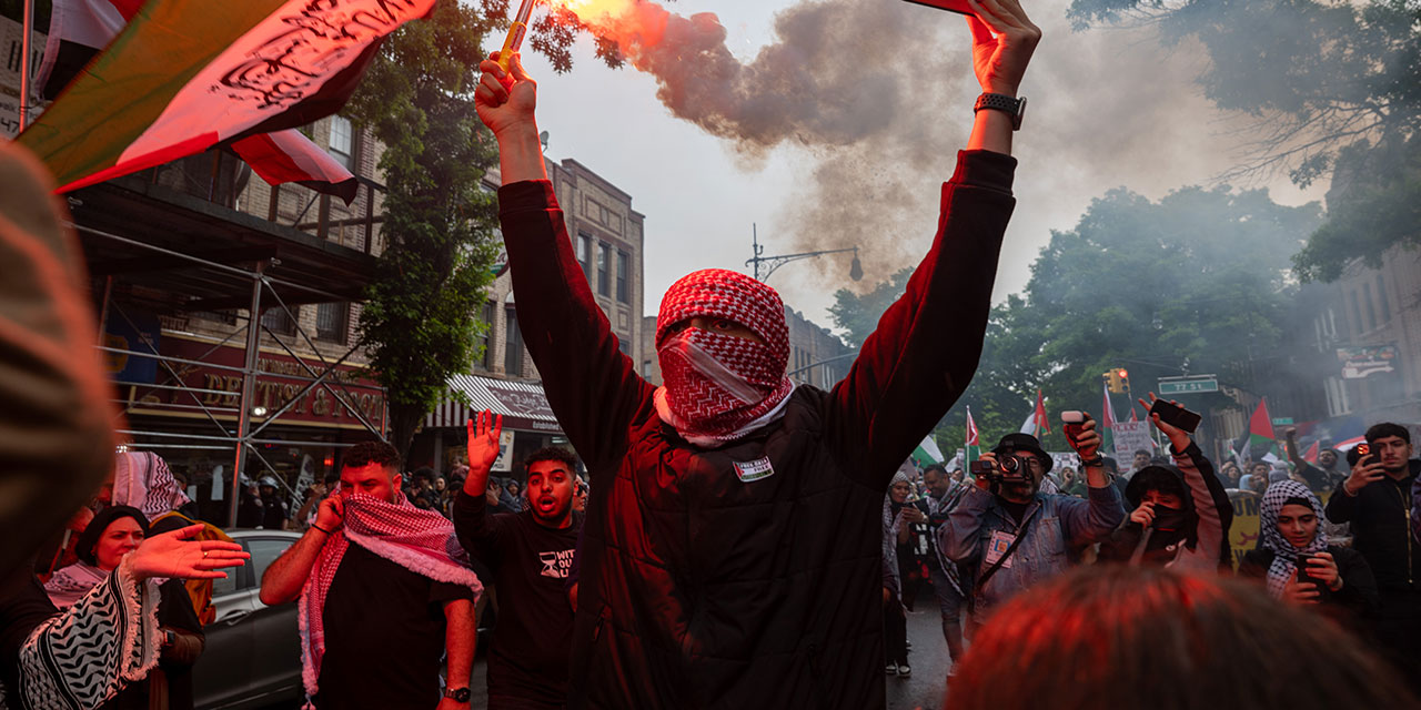 Over 1,000 pro-Palestinian protesters rally across UK days after synagogue attack, hundreds arrested