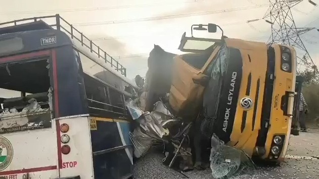 16 people killed in collision between truck and bus, horrific road accident in Telangana