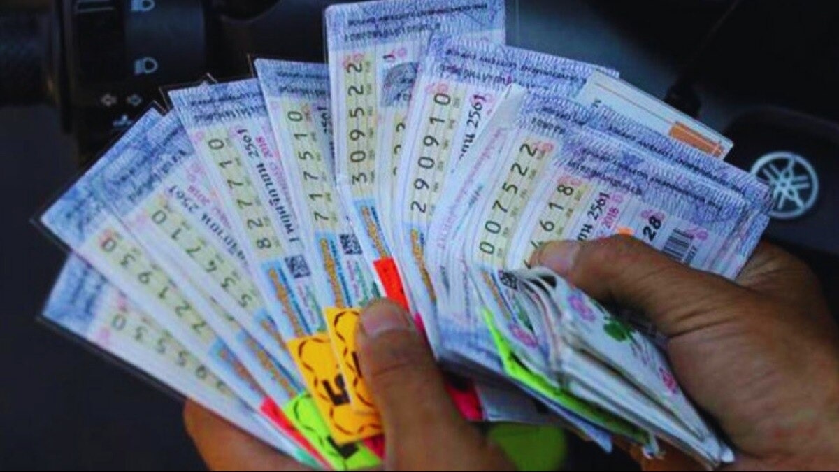 Vegetable seller won lottery of Rs 11 crore, reached with loan to collect the money