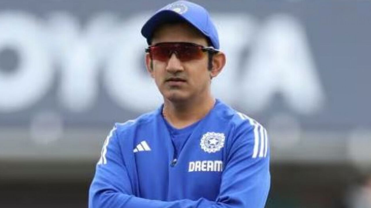 Strange cricket record: Gautam Gambhir has hit fewer sixes than even spinner Muralitharan