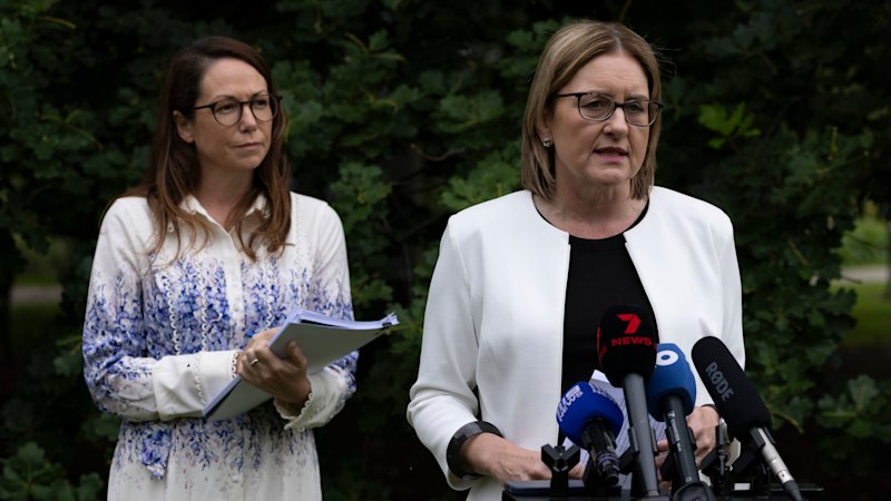 1000 jobs to be axed from public sector but government shirks deeper cuts