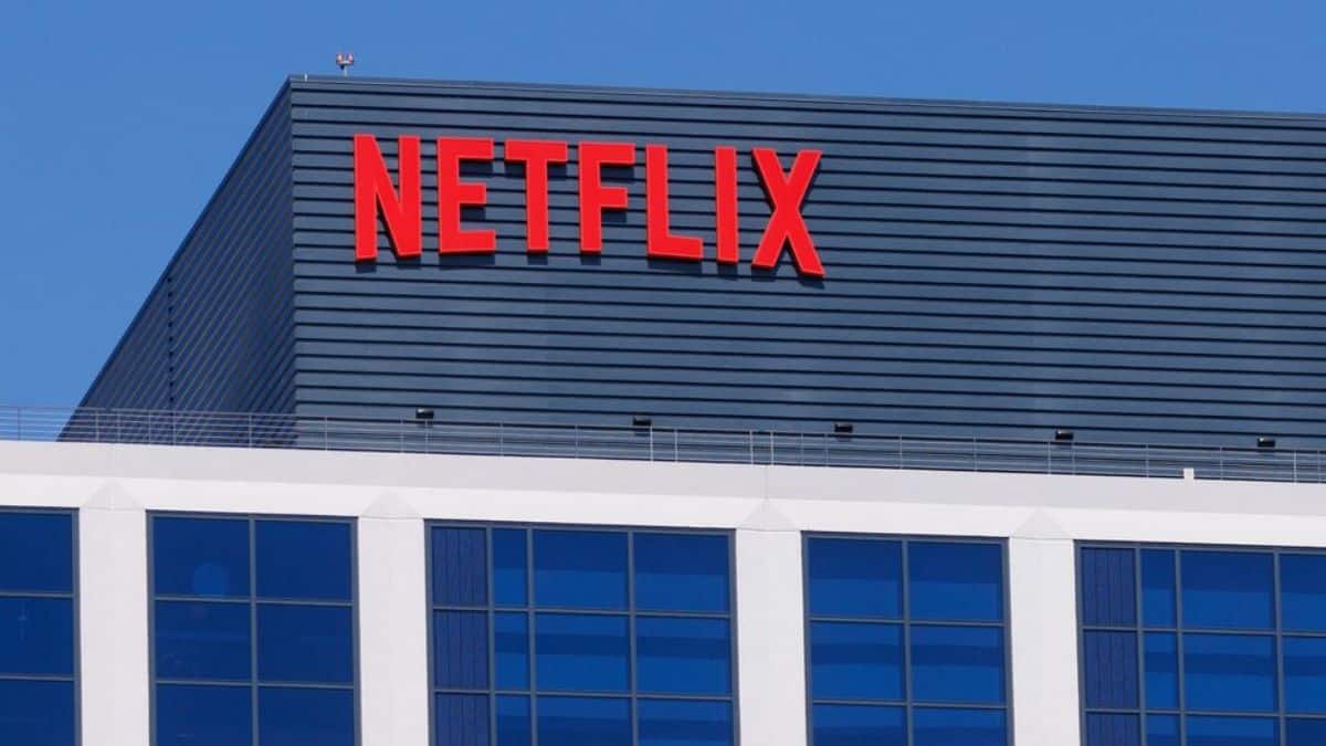 Netflix to buy Warner Bros Discovery’s studio & streaming division for $72 billion