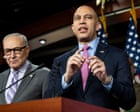 Democrats will stop Trump from trying to nationalize midterms, Jeffries says