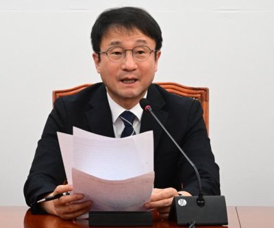 Han vows weekly plenary sessions amid legislative push