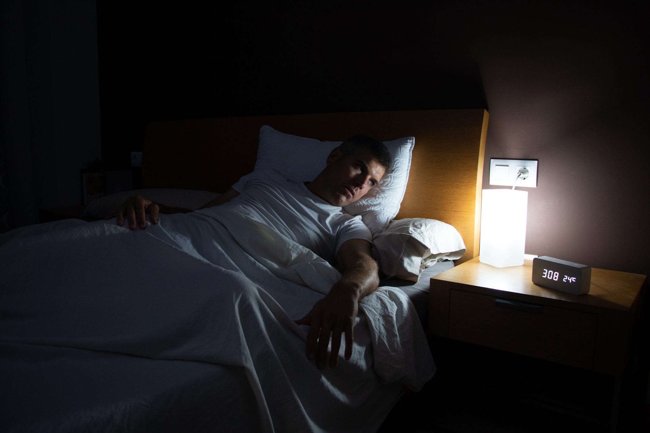 A Common Sleep Habit Silently Wrecks the Heart After 40, According to a New 10-Year Study