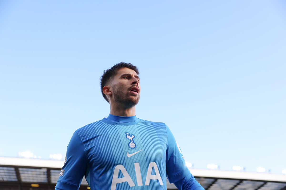 Tottenham reject Juventus loan bid for Vicario