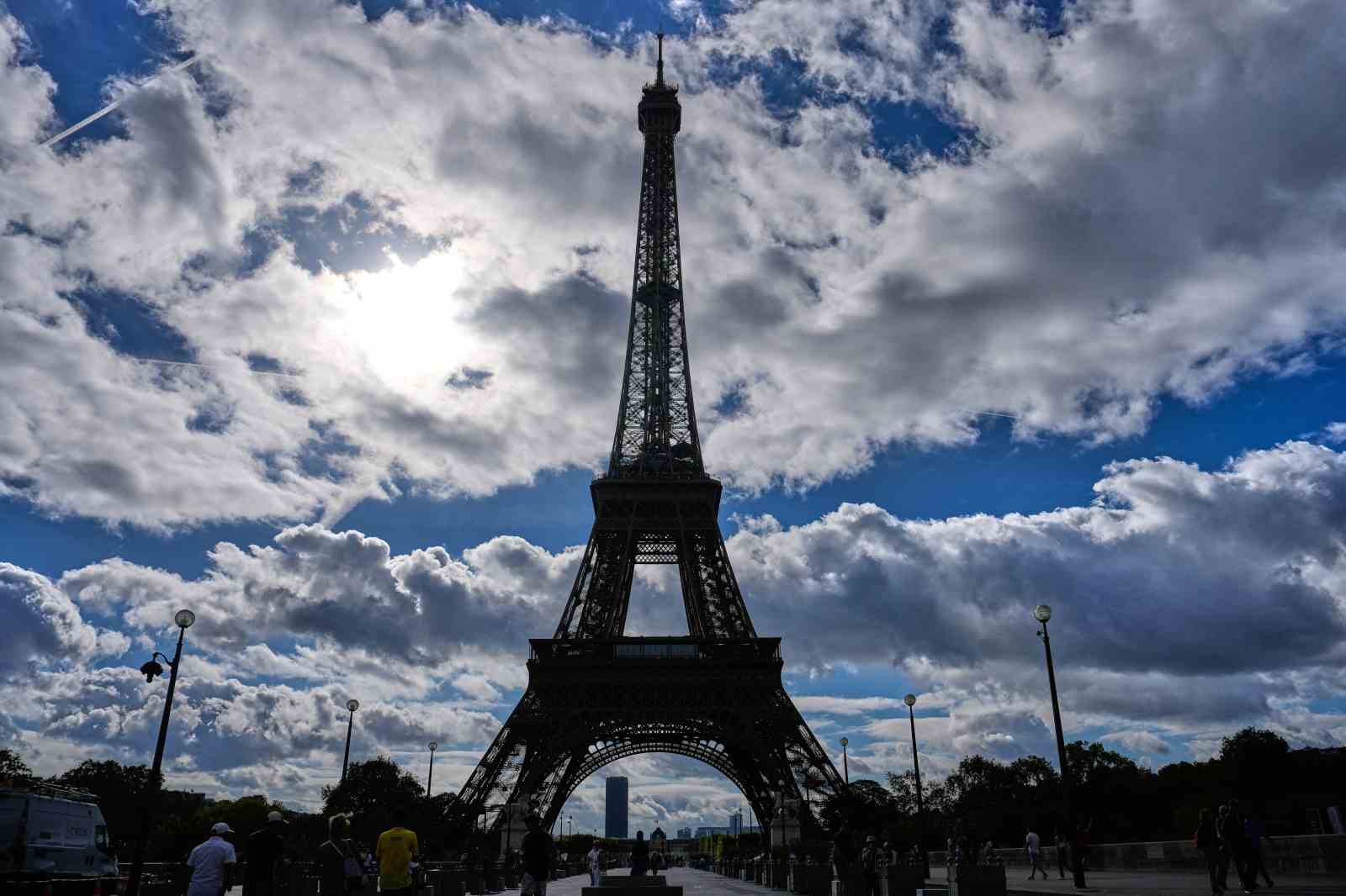 Eiffel Tower reopens after strike over limits on women staff during Hindu delegation visit
