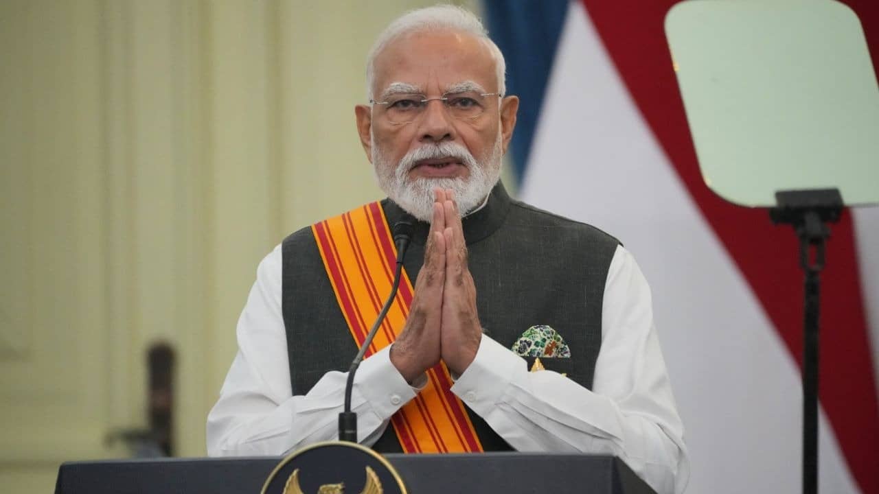 PM Modi Congratulates Gulveer Singh, Yashvir Singh, Rohit Yadav, Sreeshankar, Vithya Ramraj And Parul Chaudhary On Asian Games Medals