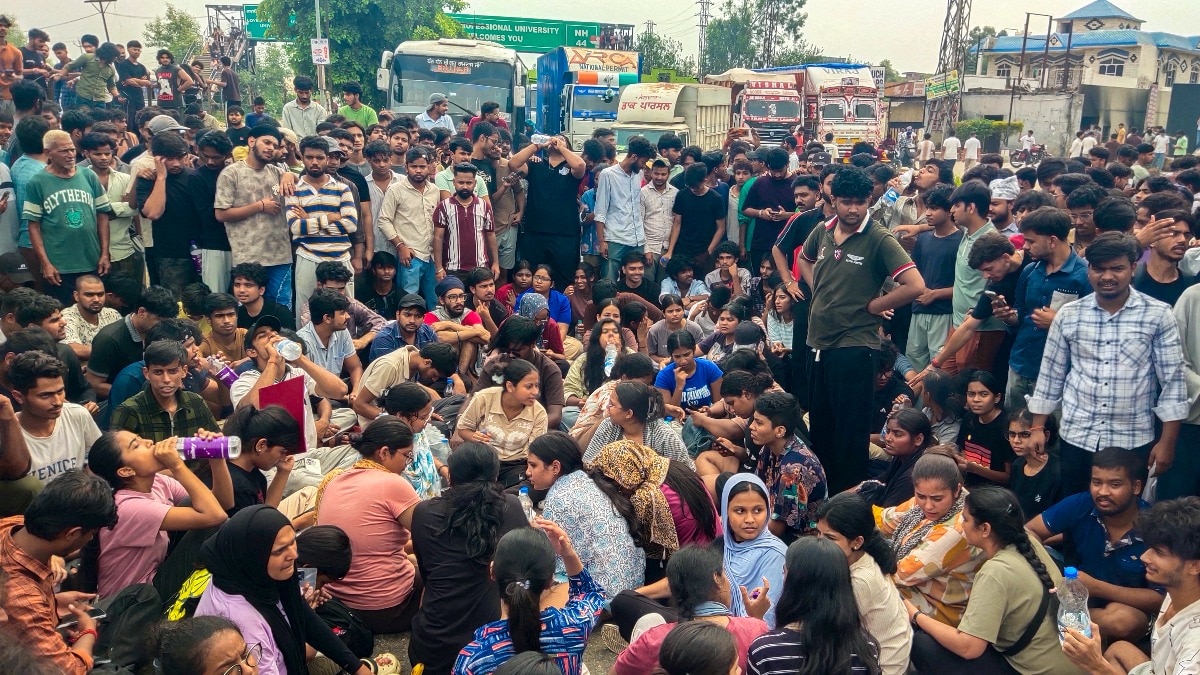 LPU student seeks CBI probe into campus violence as students leave for home