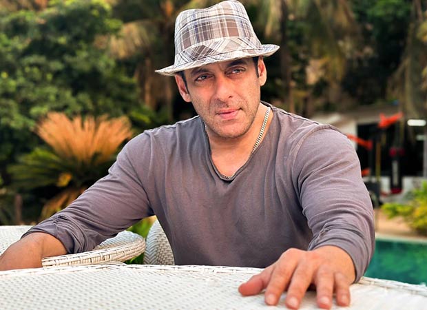 Security beefed up outside Salman Khan’s Galaxy Apartment after Tiger Shroff firing incident